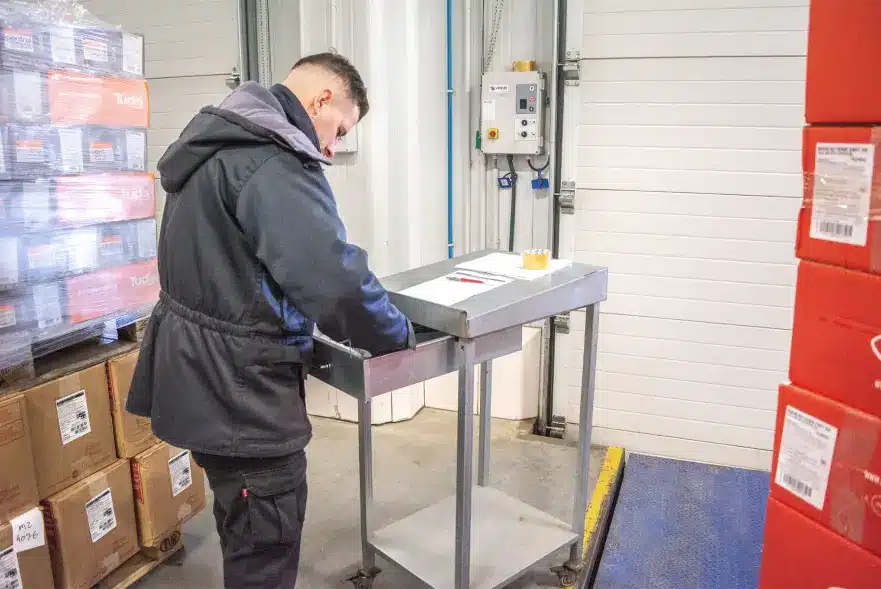 Fotografía y vídeo corporativo Reportaje De Fotos De Mariscos Apolo Fábrica