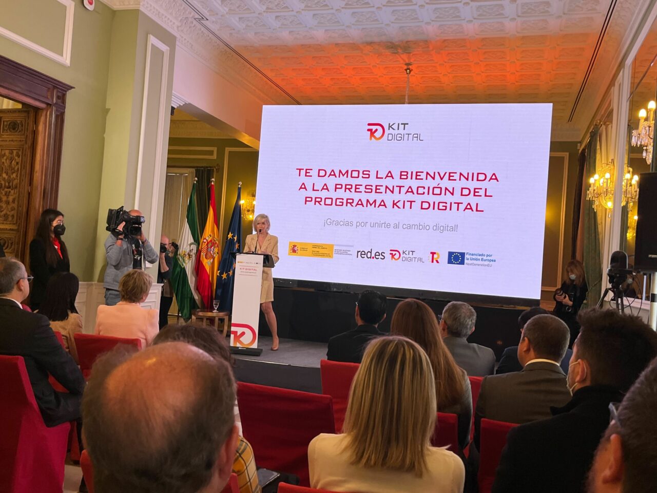 Carmen Artiga En Programa Kit Digital