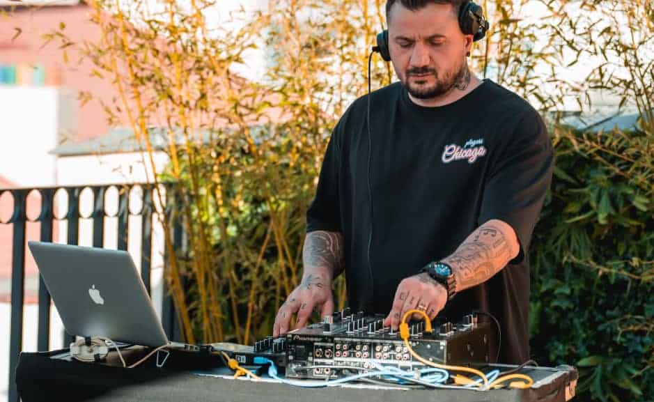 Social media LALIGA TWENTYNINE´S Shooting Close La Liga 8